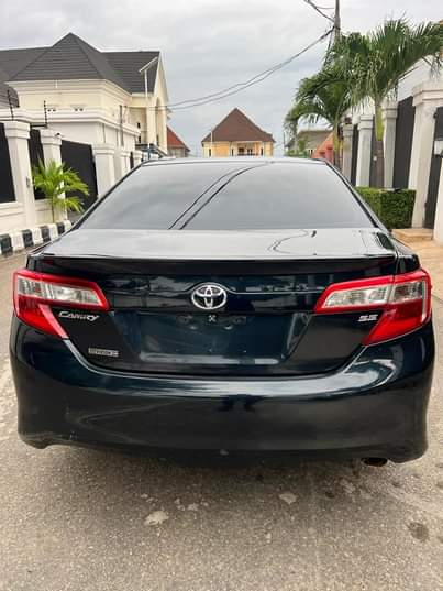 A picture of Toyota Camry Sport 4plugs 2013