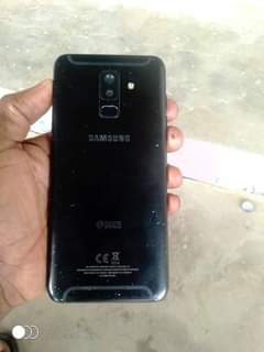 A picture of Samsung a6 plus ina gb64 ram gb4 camera kali chaji
