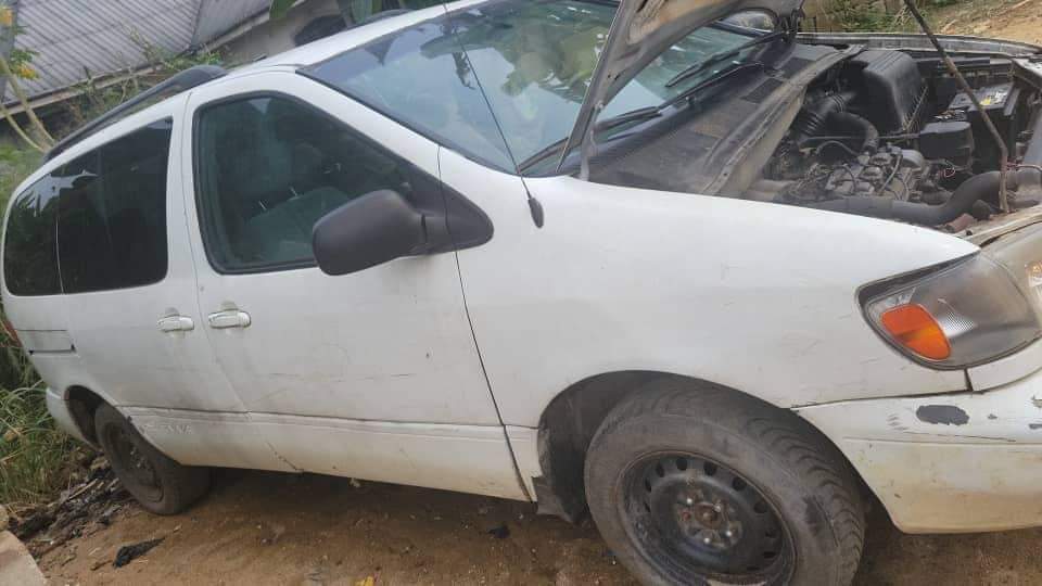 A picture of Toyota sienna