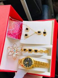 A picture of Ladies combo