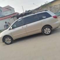 A picture of Toyota Sienna