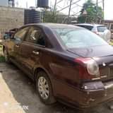 A picture of Toyota Avensis 2000...ik