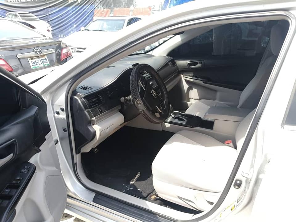 A picture of 2014 TOYOTA CAMRY