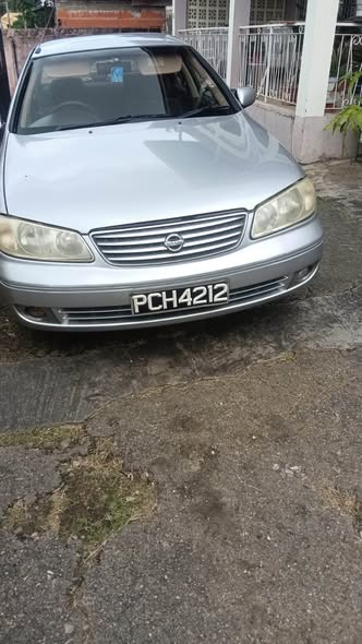 nissan almera