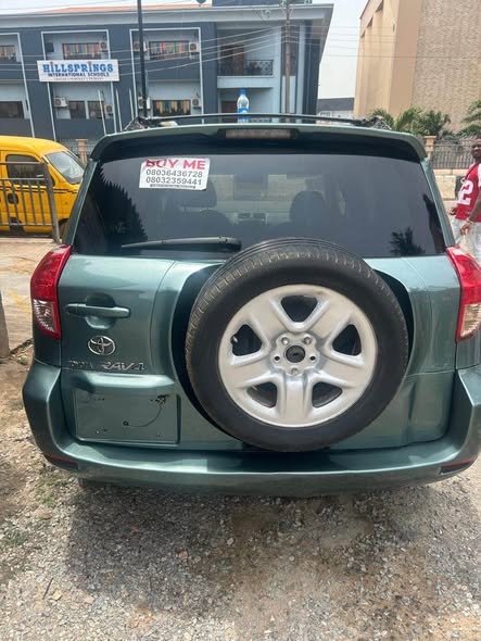 A picture of Nigeria used Toyota RAV4 2007