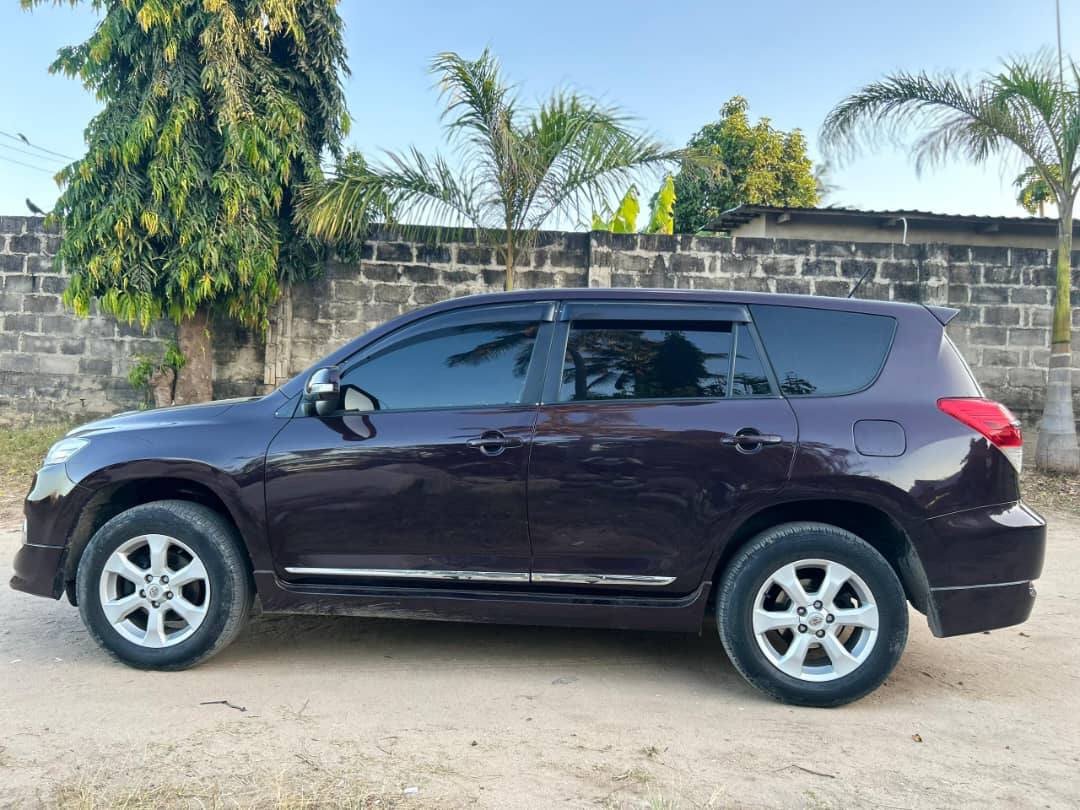 A picture of Toyota VANGUARD 