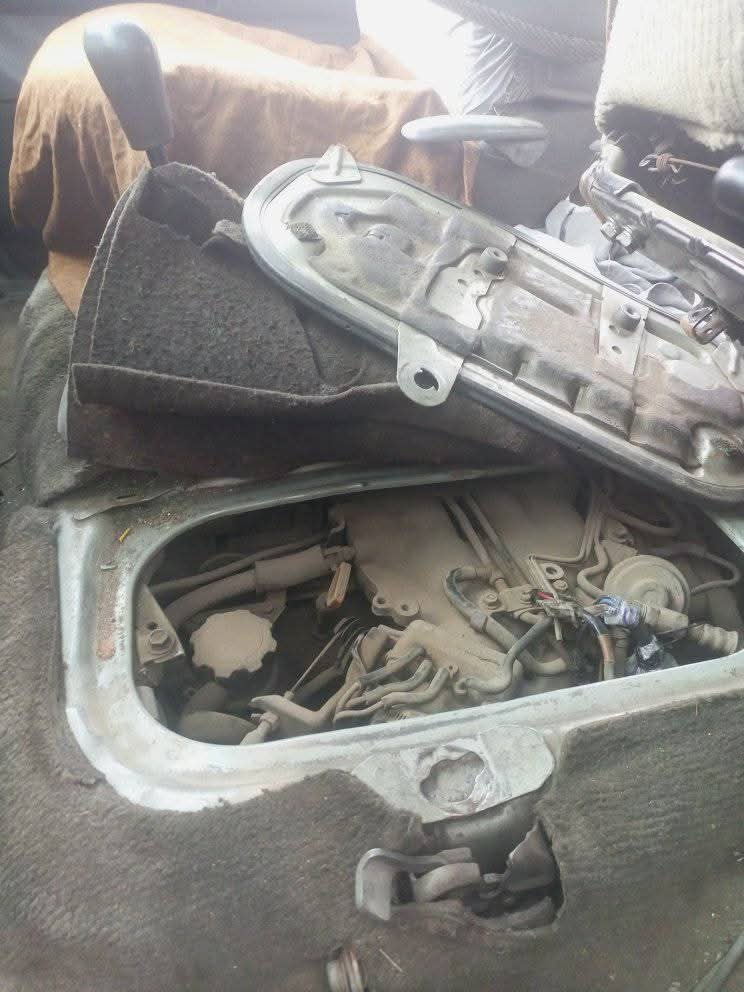 A picture of Toyota previa 02