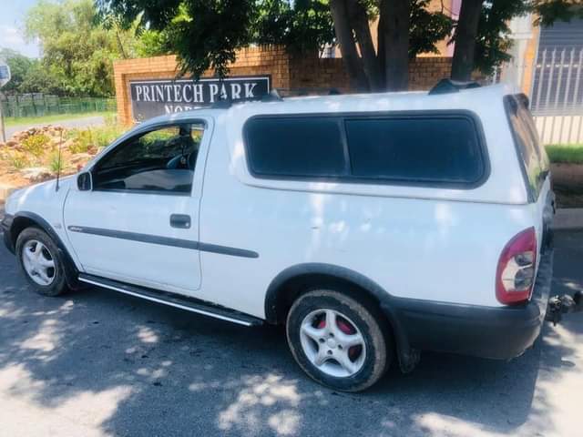 AUTO F.