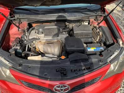 A picture of Super sharp 2012 Toyota Camry SE Keyless Option Untouched engine