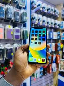 A picture of Iphone X
