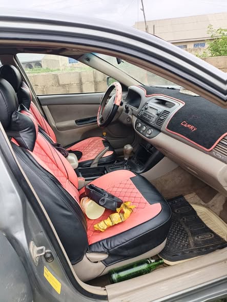 A picture of 2006 Toyota Camry