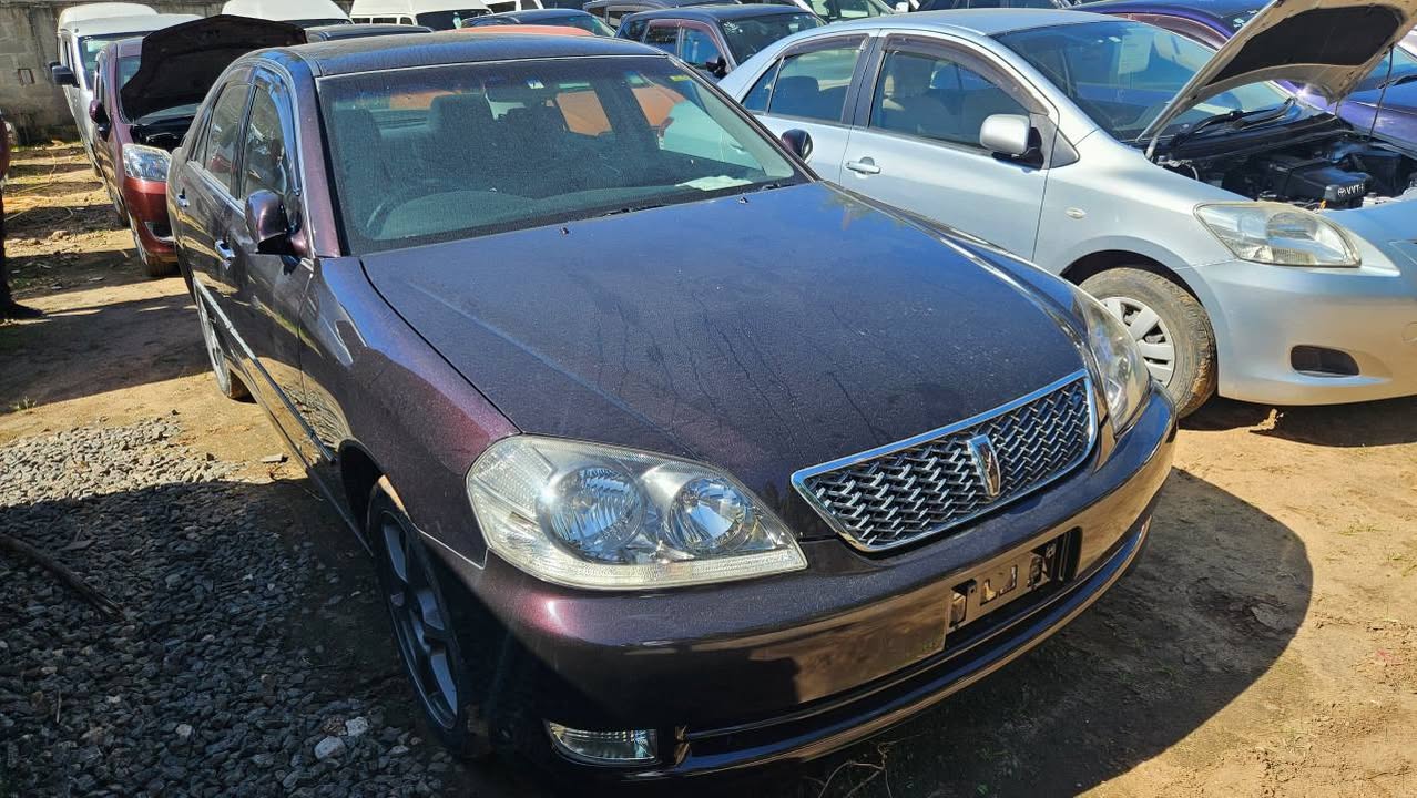 A picture of Toyota Mark 2 gx115 