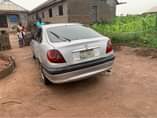 A picture of 2000 Toyota Avensis