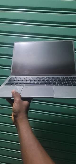A picture of American megatrends i7 10870Hth cpu 2 20ghz Ram8gb Ssd1TB M2