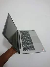 A picture of 9 slim laptop Lenovo A6 i7