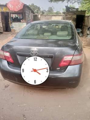 A picture of distress 2009 Toyota Camry Muscle with Excellent engine gear super