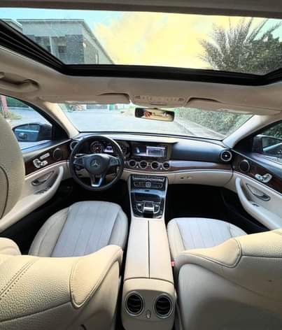 A picture of Mercedes E300