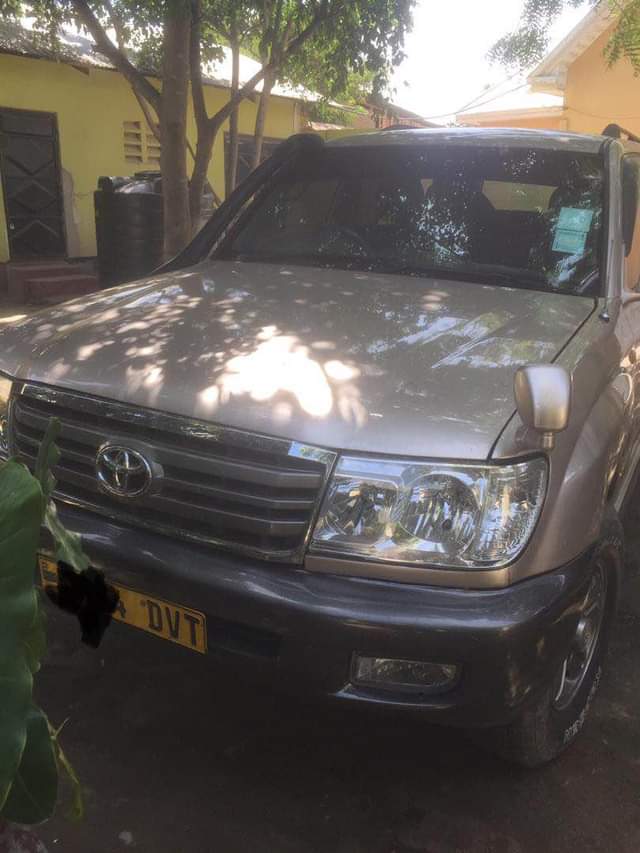 toyota land cruiser