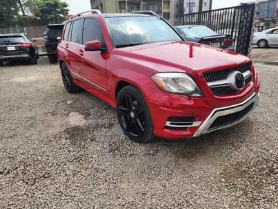 A picture of 2013 mercedes Benz GLK