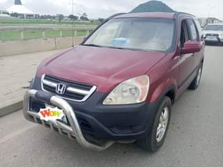 A picture of Distress sale. Honda CRV 04 model.