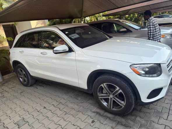 A picture of Mercedes Benz GLC 300