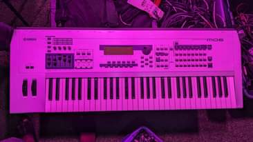 A picture of Yamaha mo6