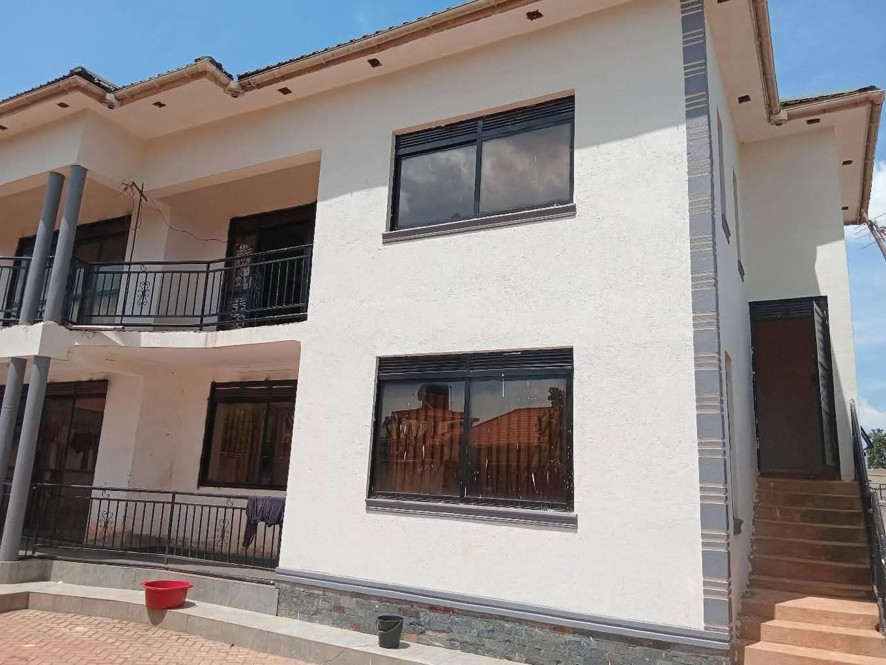A picture of BRAND NEW FLAT HOUSE FOR SALE AT KIRA KITUKUTWE TOWN