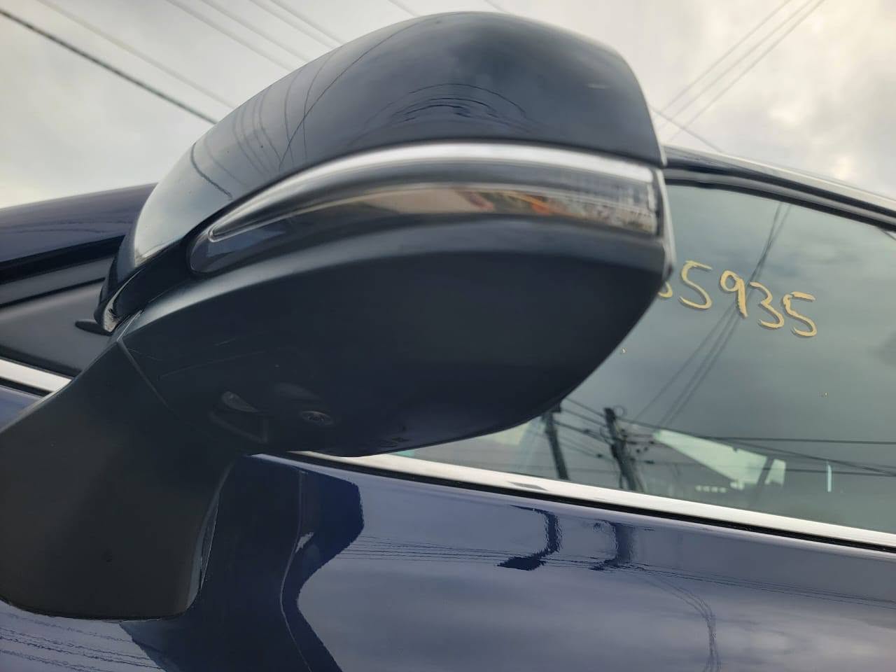 A picture of 2022 Highlander platinum