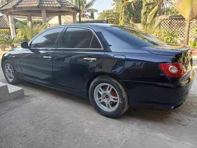 A picture of Toyota Mark X bei 8 5