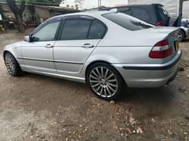 A picture of BMW 3 series old model