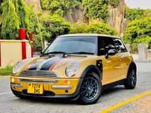 A picture of BMW MINI COOPER