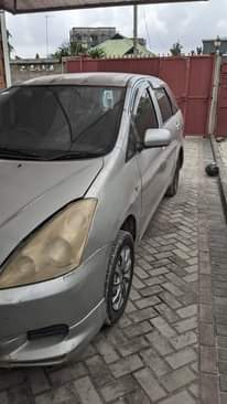 A picture of Toyota wish 0694312762 