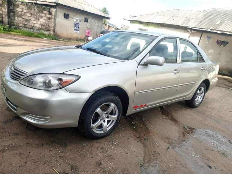 A picture of Super Sharp Toyota Camry Big Daddy Sound Engine Smooth gear