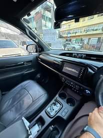 A picture of Toyota Hilux Kwa mil 65 tu