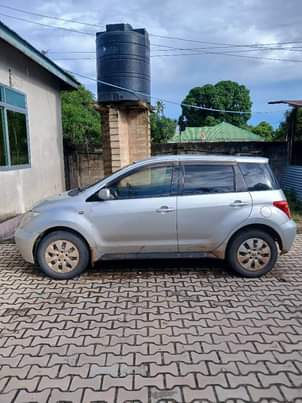 A picture of Car Toyota IST