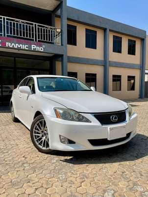 lexus