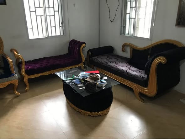 A picture of Complete set of royal furniture