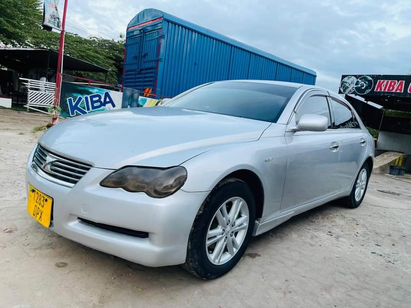 A picture of TOYOTA MARK X