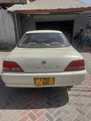 A picture of TOYOTA CRESTAR GARI KALI SNAA FULL AC HAINA KIPENGELE CHOCHOTE