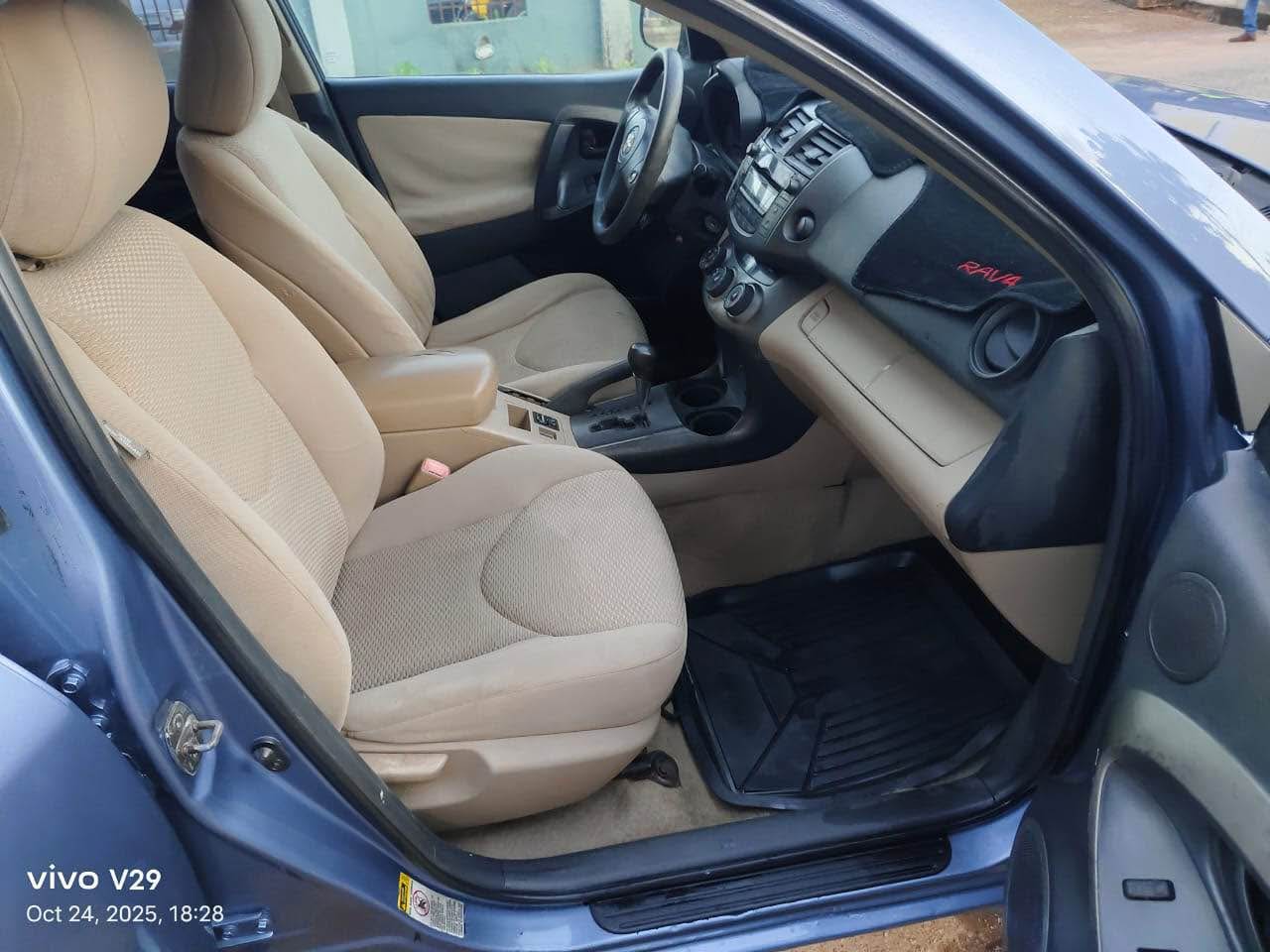 A picture of another good deal Toyota RAV4 2011 model engine gear ac