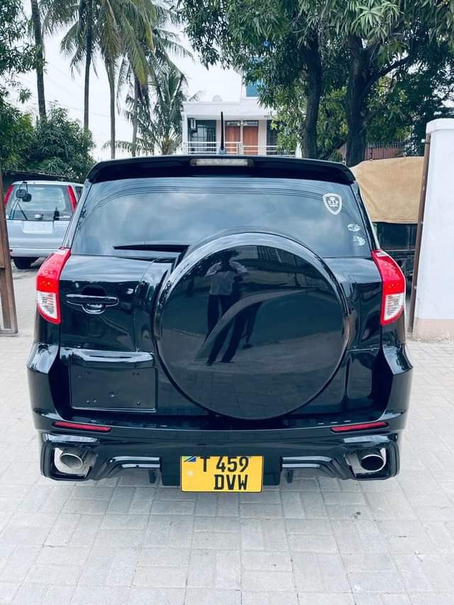 A picture of TOYOTA Rav4