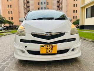 A picture of Toyota Ractis nauza