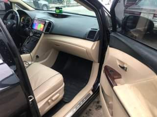 A picture of Toyota venza 20011 Tolkks standard Buy and drive Complete uniform