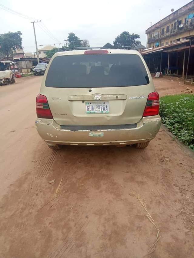 A picture of 2005 Toyota Highlander
