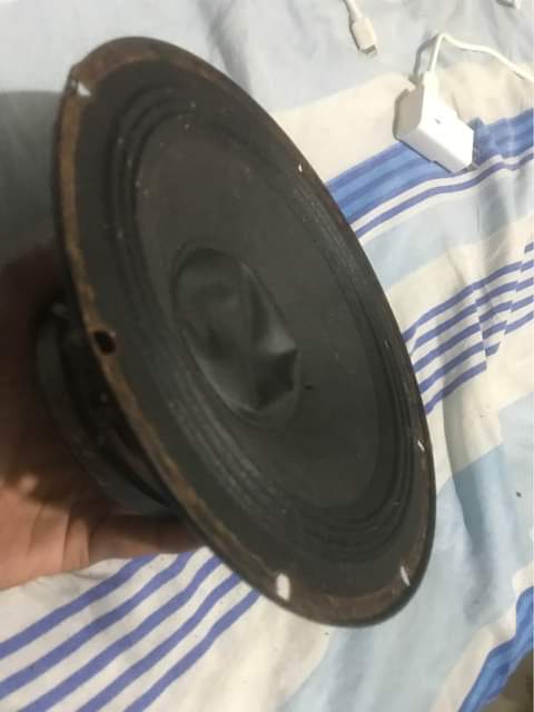 speakers