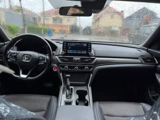 A picture of 2020 HONDA ACCORD