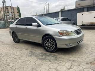 A picture of Toyota Corolla 2004