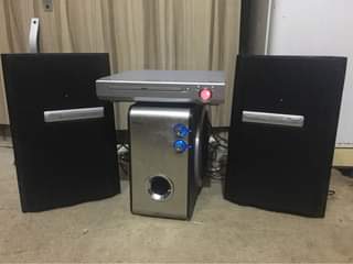 A picture of TRUST 2.1 HOME THEATER SYSTEM AND DVD SET