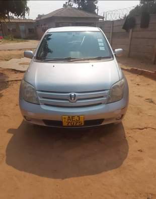 used toyota ist