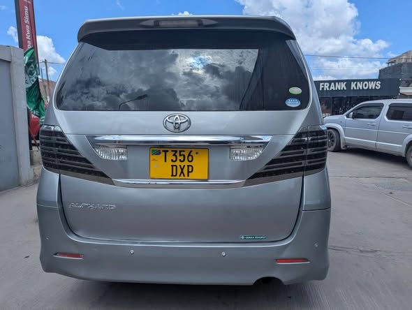 A picture of ALPHARD NEW0767058883